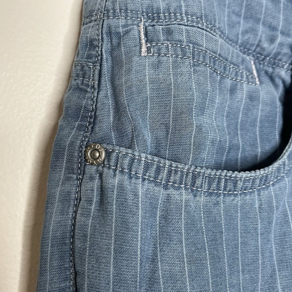 NYDJ High Rise Brigitte Wide Leg Capri Pants Blue Striped Womens 12 Chambray - Picture 3 of 9